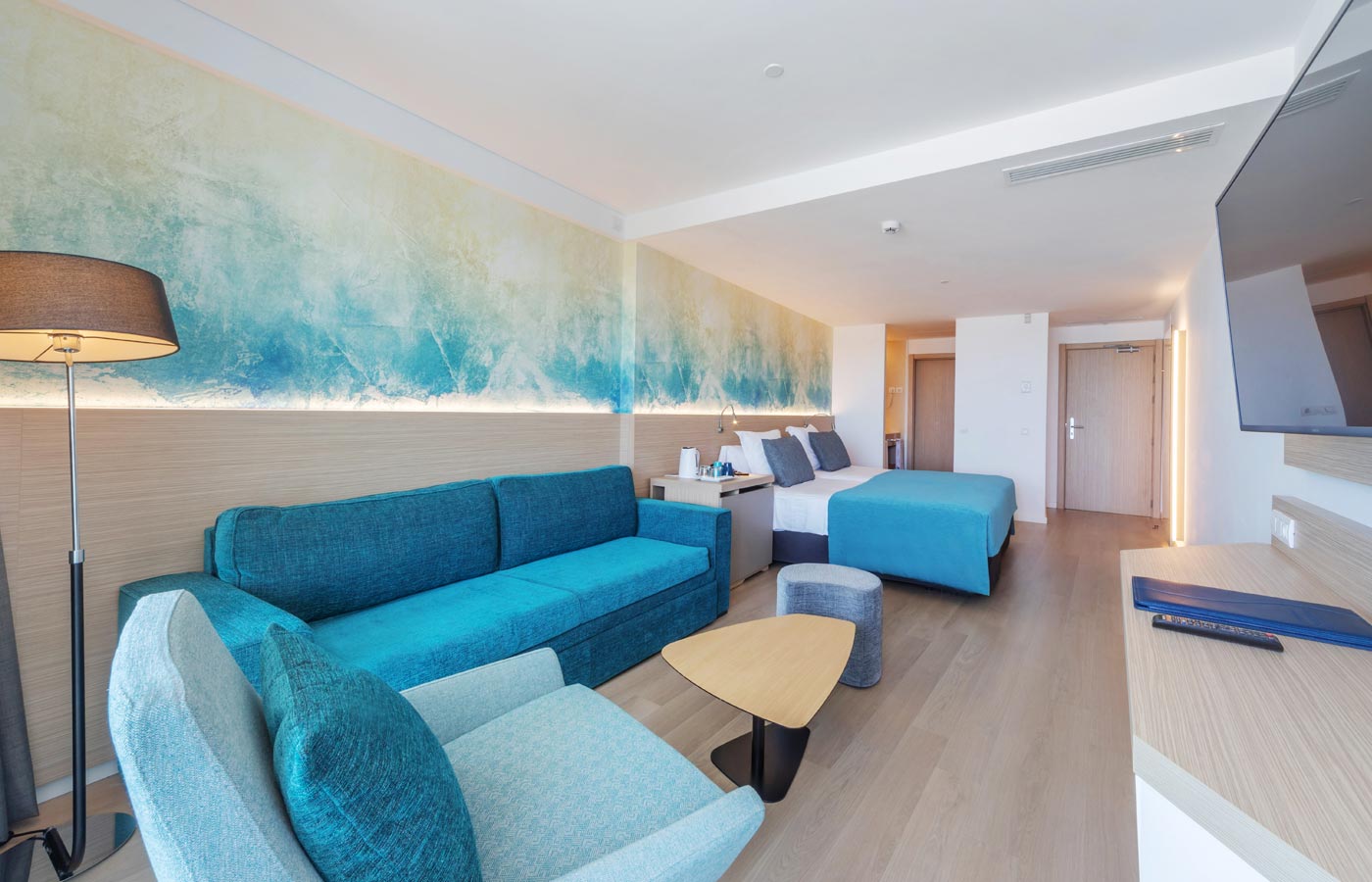 junior suite aparthotel fontanellas playa junior suite aparthotel fontanellas playa