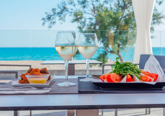 restaurant ses terrasses aparthotel fontanellas playa in playa de palma