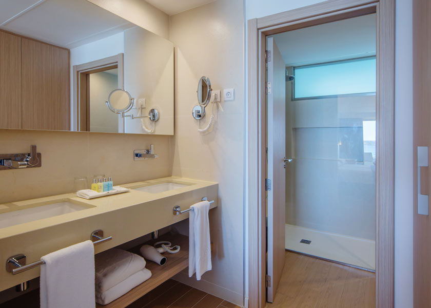 junior suite superieure vue mer aparthotel fontanellas playa en playa de palma