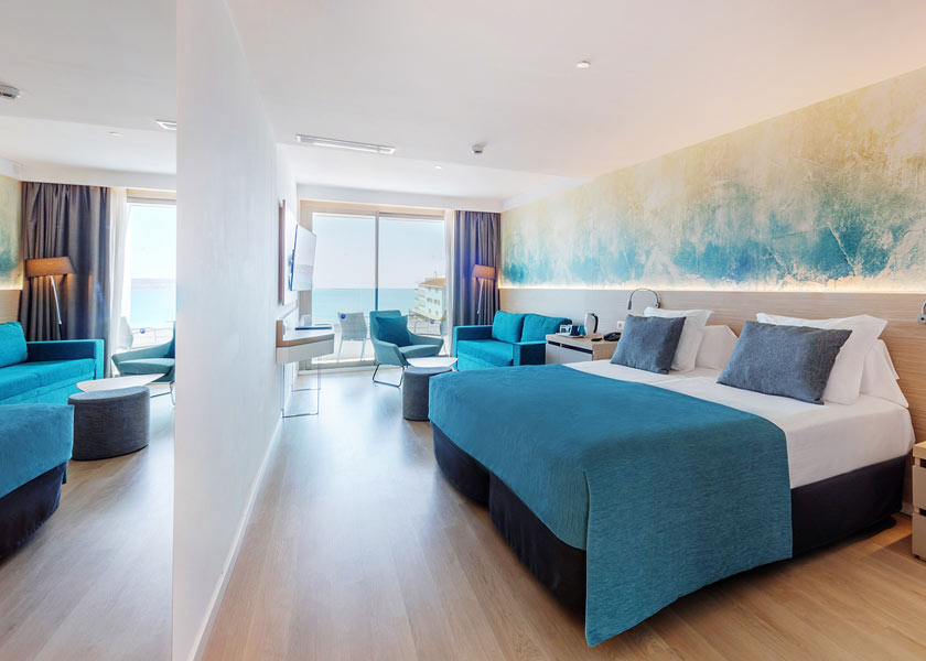 junior suite vue mer aparthotel fontanellas playa a playa de palma